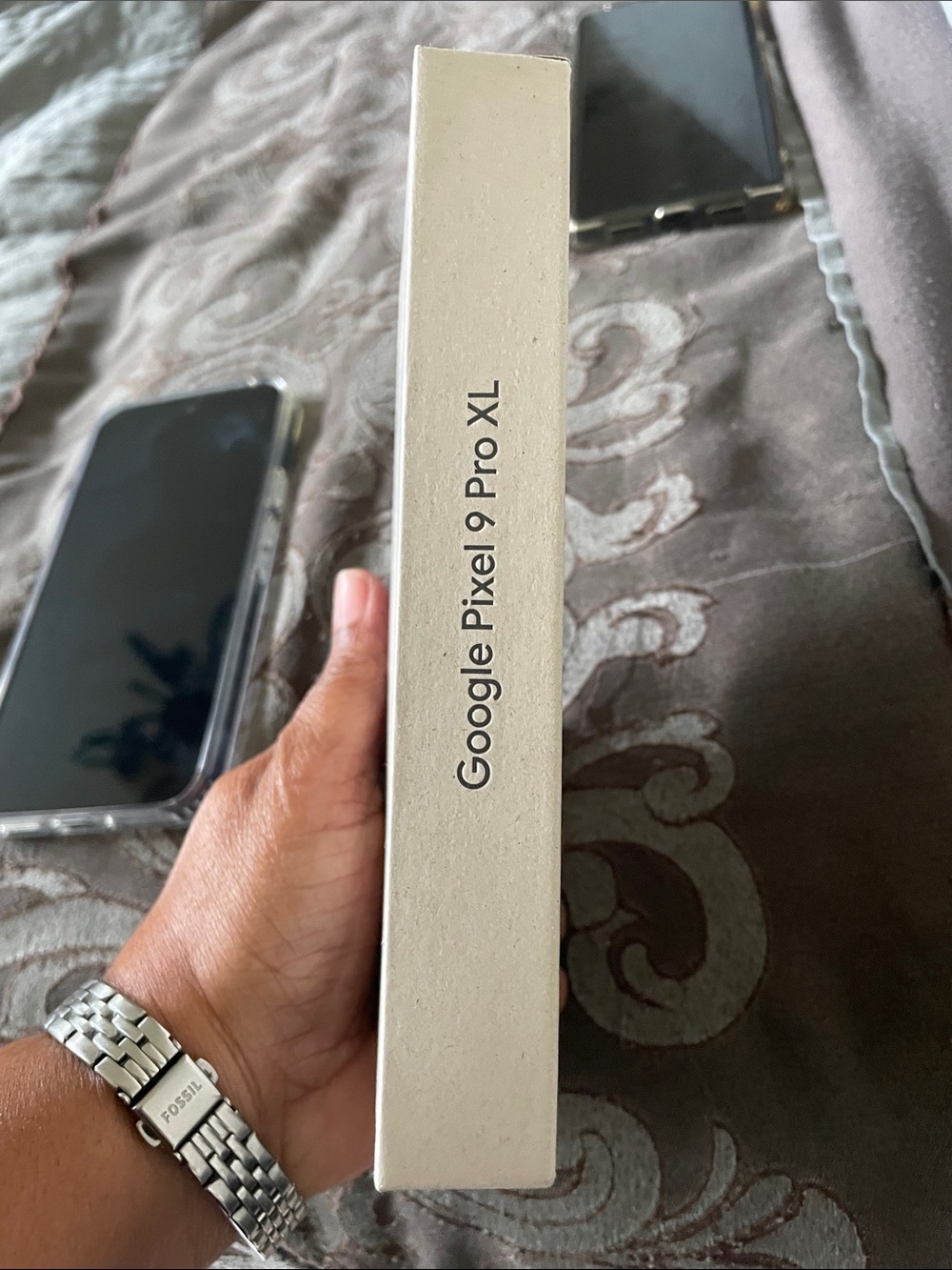 Google Pixel 9 Pro XL Box - White Packaging